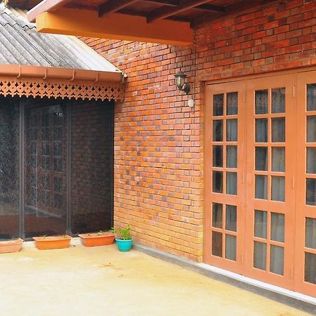 Primrose Inn Kandy Exterior photo