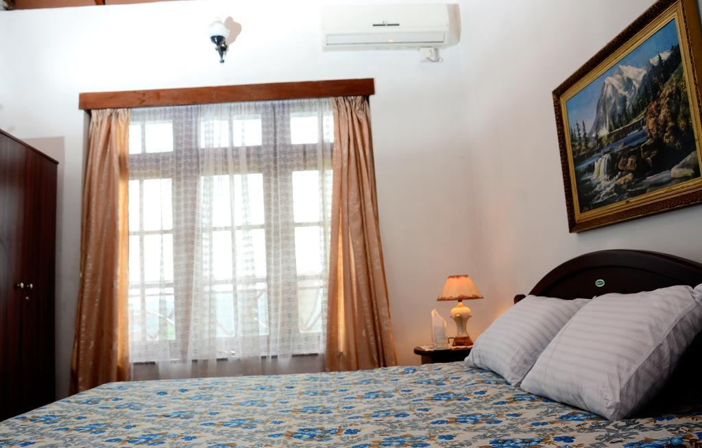 Primrose Inn Kandy Exterior photo